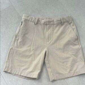 Vineyard Vines Performance On The Go Shorts